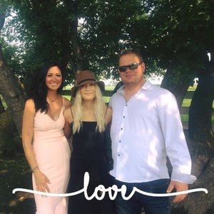 Meet your Posher, Cynthia